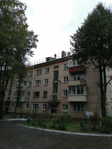 Кончаловского,5 -капитальный ремонт кровли.